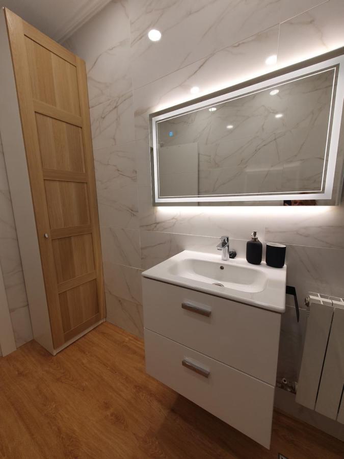 Appartamento Aimendi Host Bilbao District Center II Esterno foto